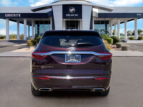 Used 2021 Buick Enclave Avenir AWD/4WD image 6
