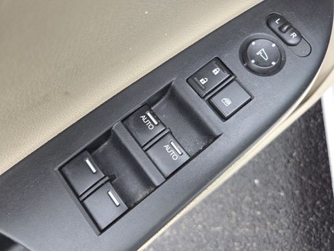 Used 2013 Honda Accord EX-L image 28