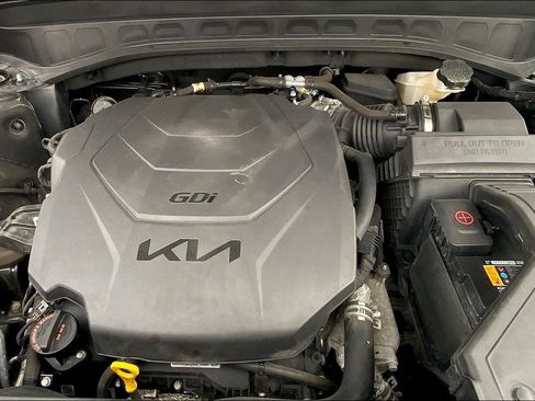 Used 2022 Kia Telluride LX image 29