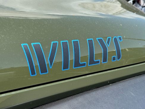 Used 2023 Jeep Wrangler Unlimited w/ 8.4" Radio Group image 18