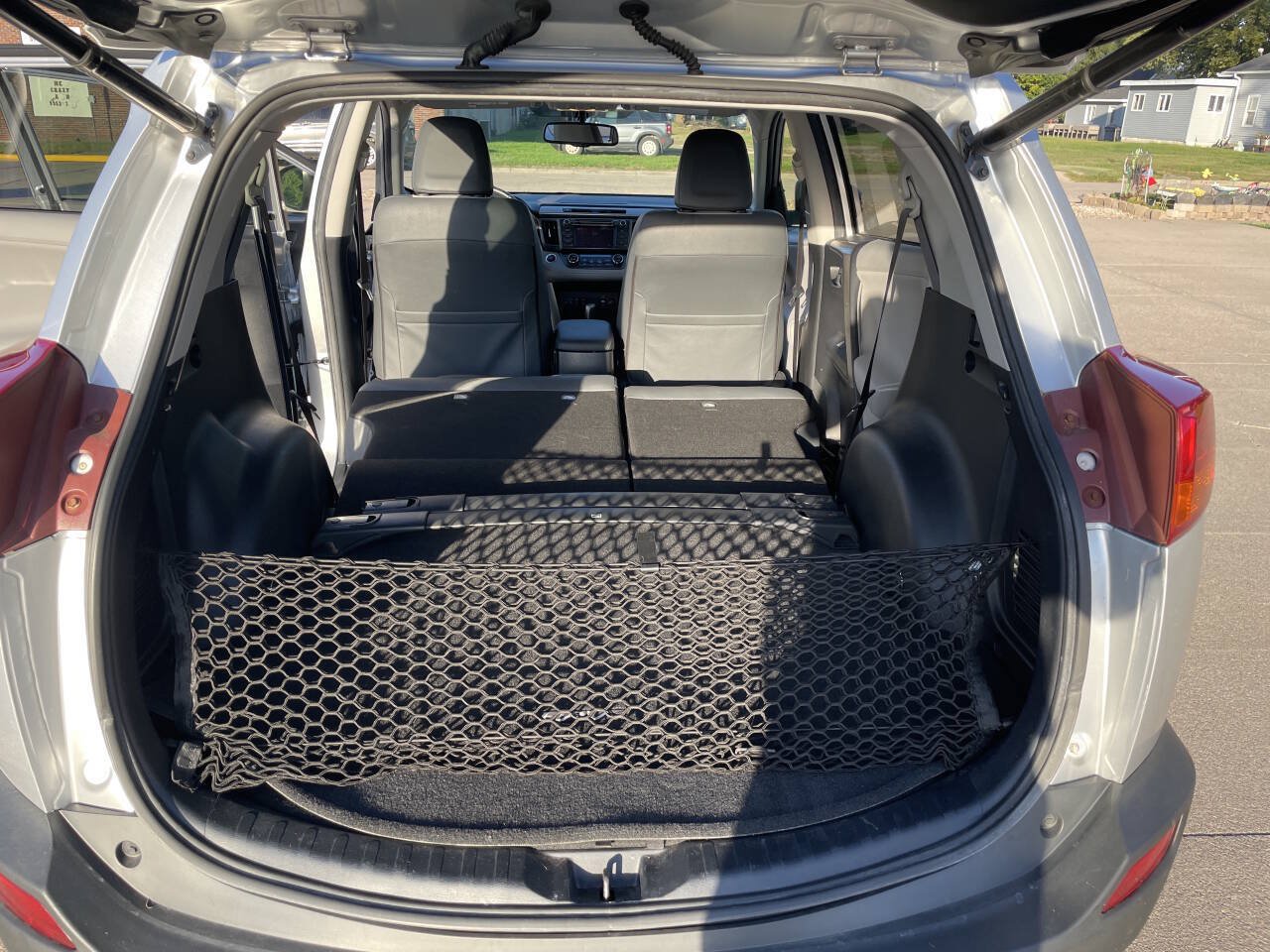 Used 2013 Toyota RAV4 Limited AWD/4WD image 27