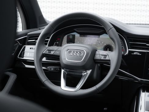 New 2026 Audi Q7 3.0T Premium Plus image 9