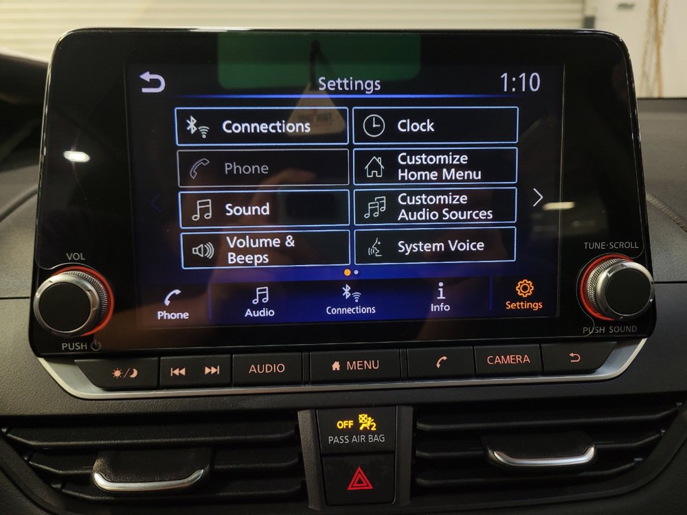 Used 2025 Nissan Altima 2.5 S FWD image 25