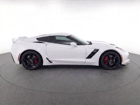 Used 2015 Chevrolet Corvette Stingray Coupe w/ 2LT Preferred Equipment Group RWD image 4