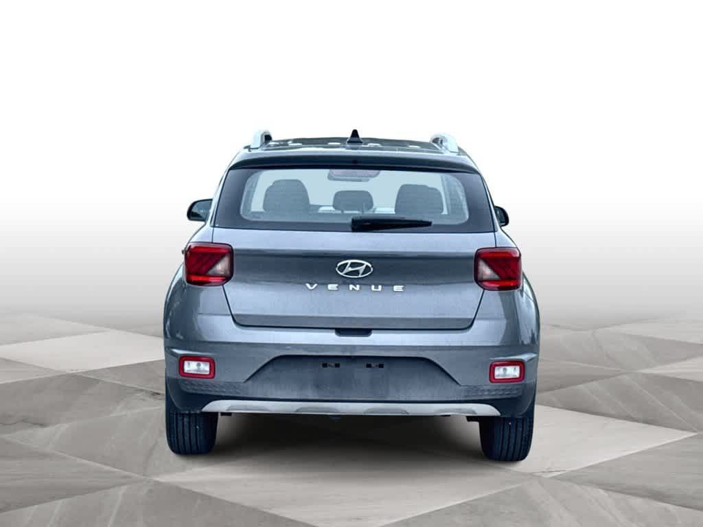 Used 2021 Hyundai Venue SEL FWD image 7