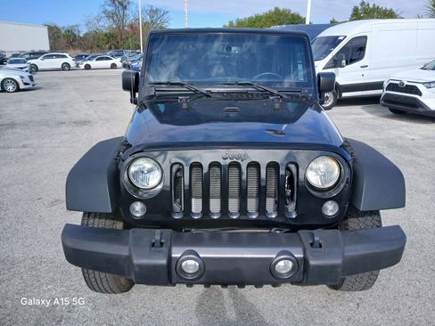 Used 2016 Jeep Wrangler Sport AWD/4WD image 3