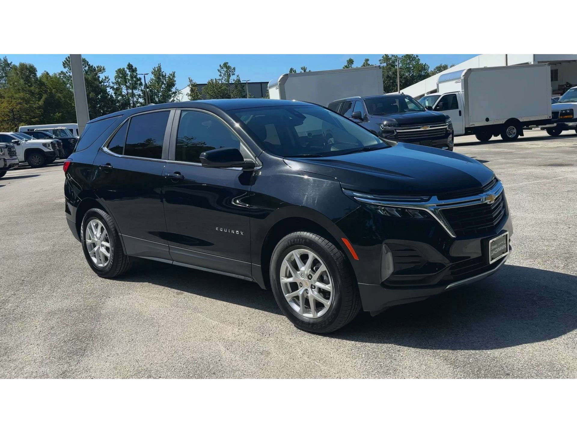 Certified 2024 Chevrolet Equinox LT AWD/4WD image 2
