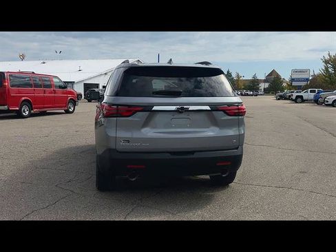 Used 2023 Chevrolet Traverse LT w/ LPO, Floor Liner Package AWD/4WD image 55