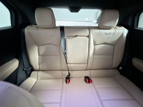 Used 2024 Cadillac XT4 Premium Luxury w/ Technology Package FWD image 33