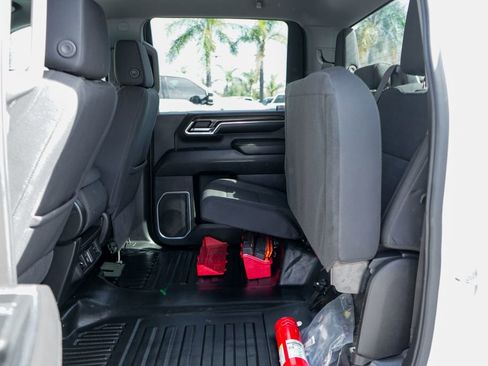 Used 2024 Chevrolet Silverado 3500 LT w/ Convenience Package image 33