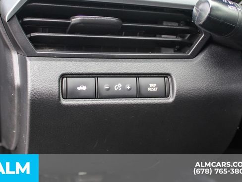 Used 2024 Nissan Altima 2.5 SV FWD image 29