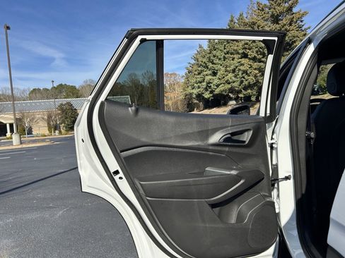 New 2026 Chevrolet Trax RS image 49