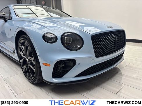 Used 2024 Bentley Continental GT V8 image 2
