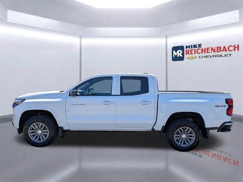 New 2025 Chevrolet Colorado LT w/ LT Convenience Package AWD/4WD image 8
