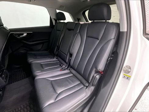 Used 2020 Audi Q7 2.0T Premium image 32