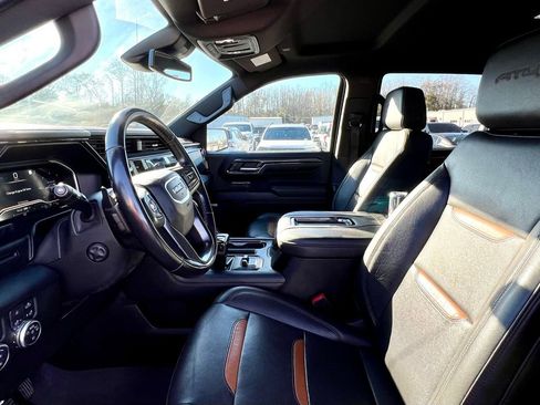 Used 2022 GMC Sierra 1500 AT4 image 3
