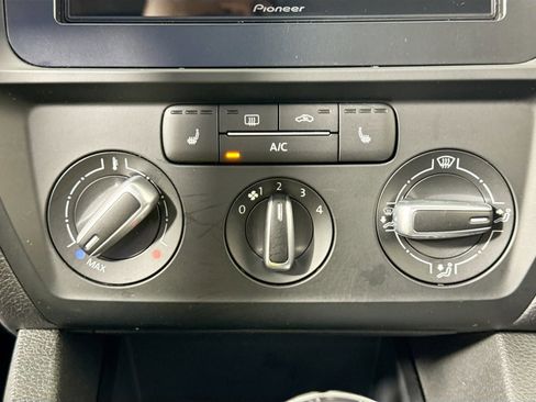 Used 2018 Volkswagen Jetta Wolfsburg Edition image 16