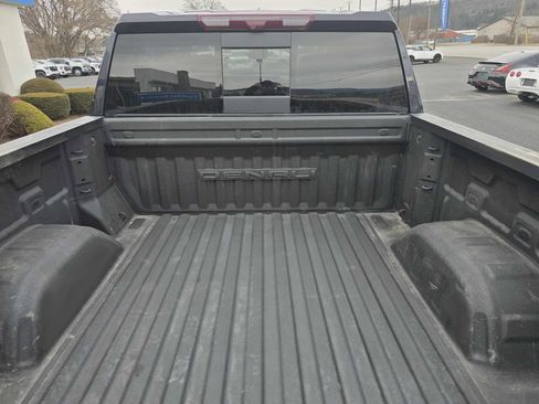 Used 2024 GMC Sierra 1500 Denali w/ Technology Package image 5