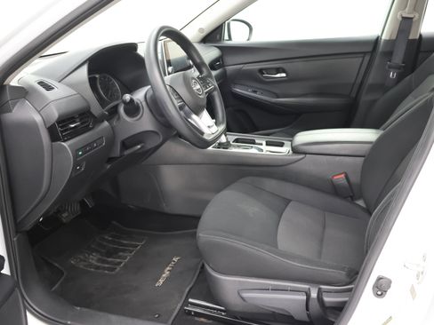 Used 2024 Nissan Sentra SV FWD image 8
