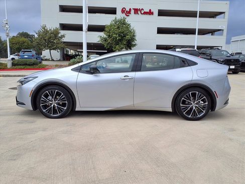 Used 2025 Toyota Prius Limited image 7