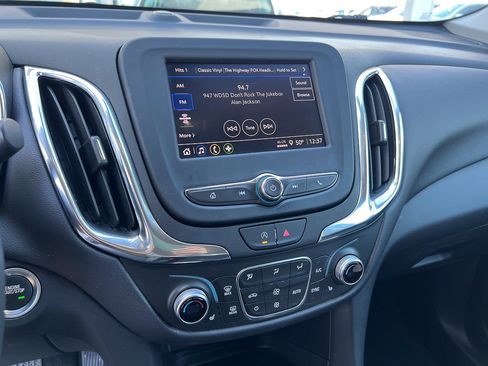 Used 2023 Chevrolet Equinox LT w/ Driver Convenience Package image 20