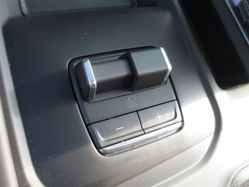 New 2026 GMC Sierra 3500 Denali Ultimate image 17