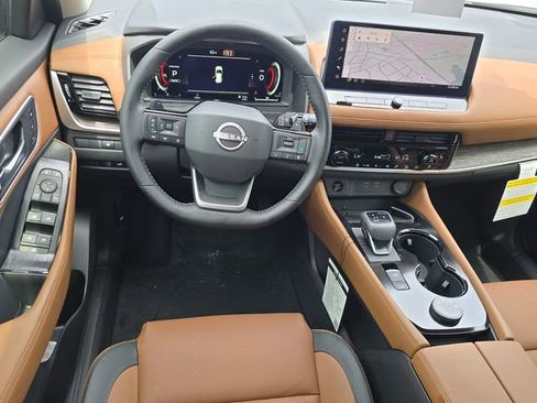 New 2026 Nissan Rogue Platinum AWD/4WD image 11