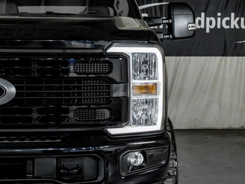 Used 2025 Ford F350 XLT image 38