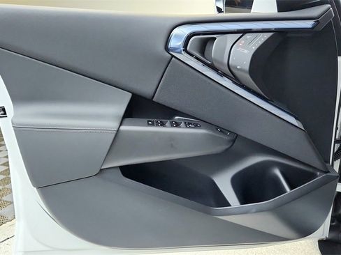 Used 2025 BMW X3 xDrive30i w/ Premium Package image 33