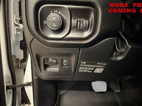 Used 2022 RAM 1500 Laramie AWD/4WD image 17