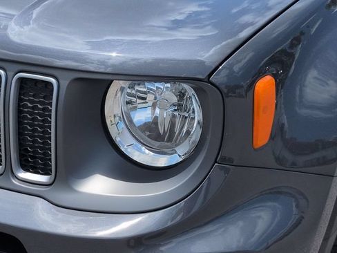 Used 2022 Jeep Renegade Limited AWD/4WD image 9