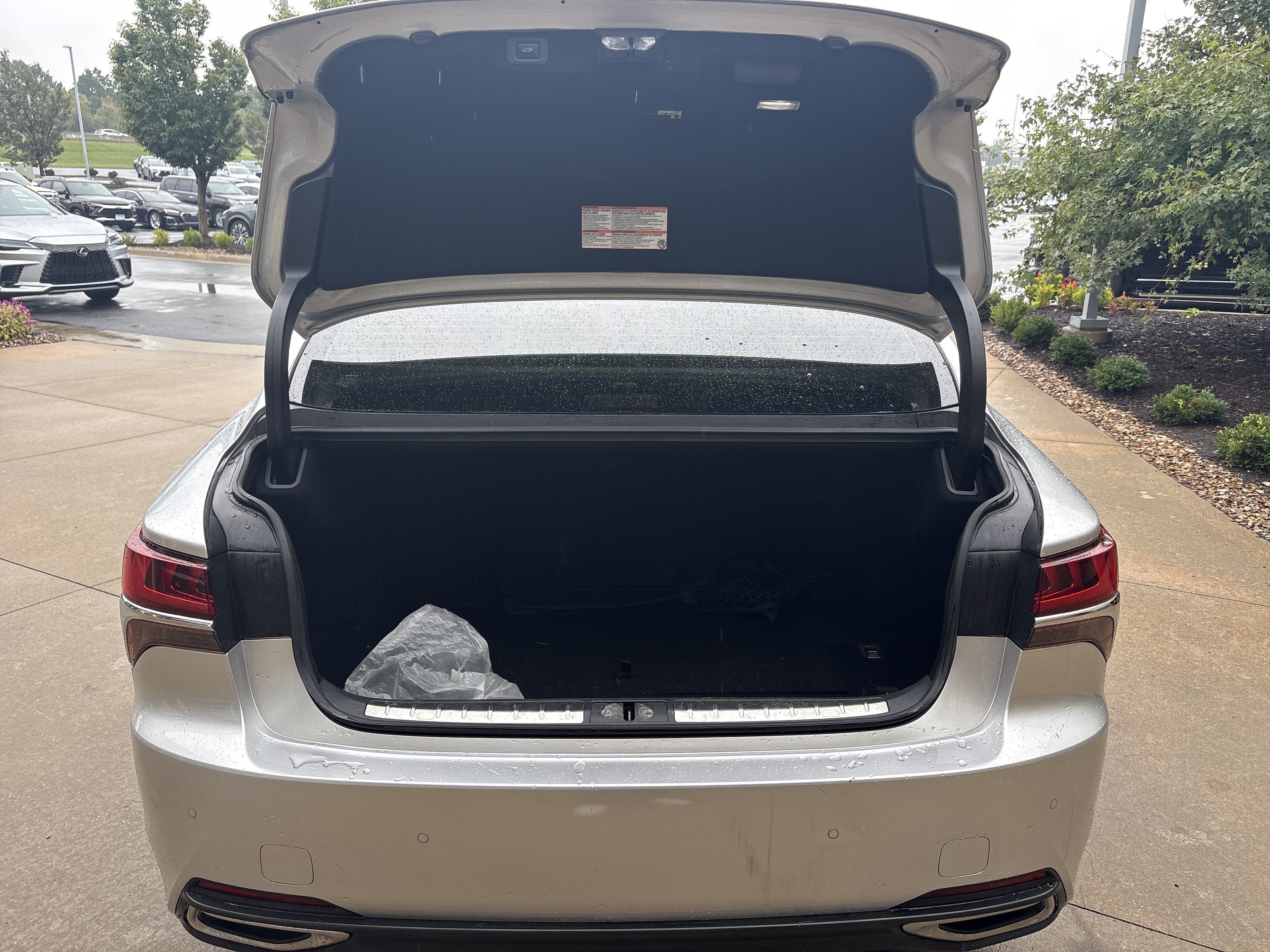 Used 2018 Lexus LS 500 AWD w/ Luxury Package image 32