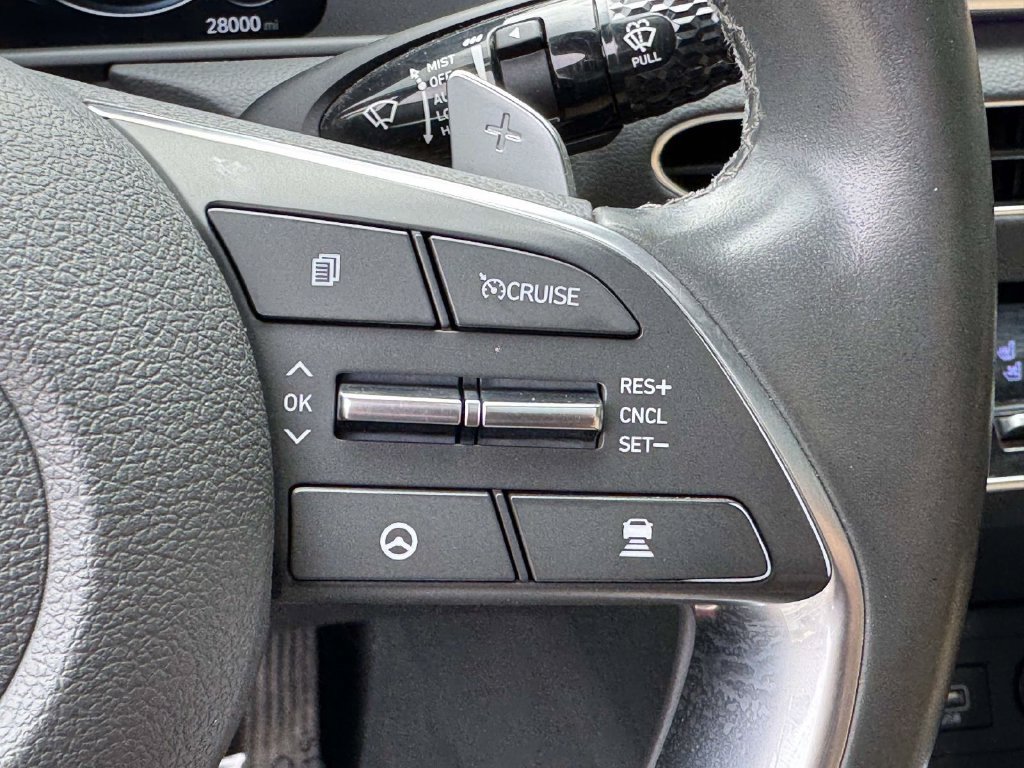 Used 2021 Hyundai Sonata Limited w/ Preferred Accessory Package FWD image 24