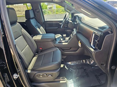 New 2026 GMC Sierra 1500 Denali w/ Denali Reserve Package AWD/4WD image 47