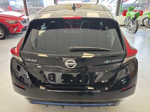 Used 2018 Nissan Leaf SV w/ SV Technology Package image 10