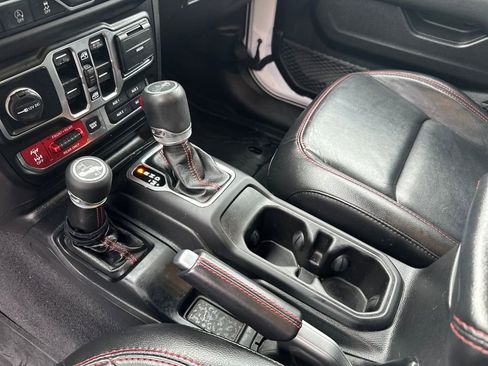 Used 2019 Jeep Wrangler Unlimited Rubicon image 17