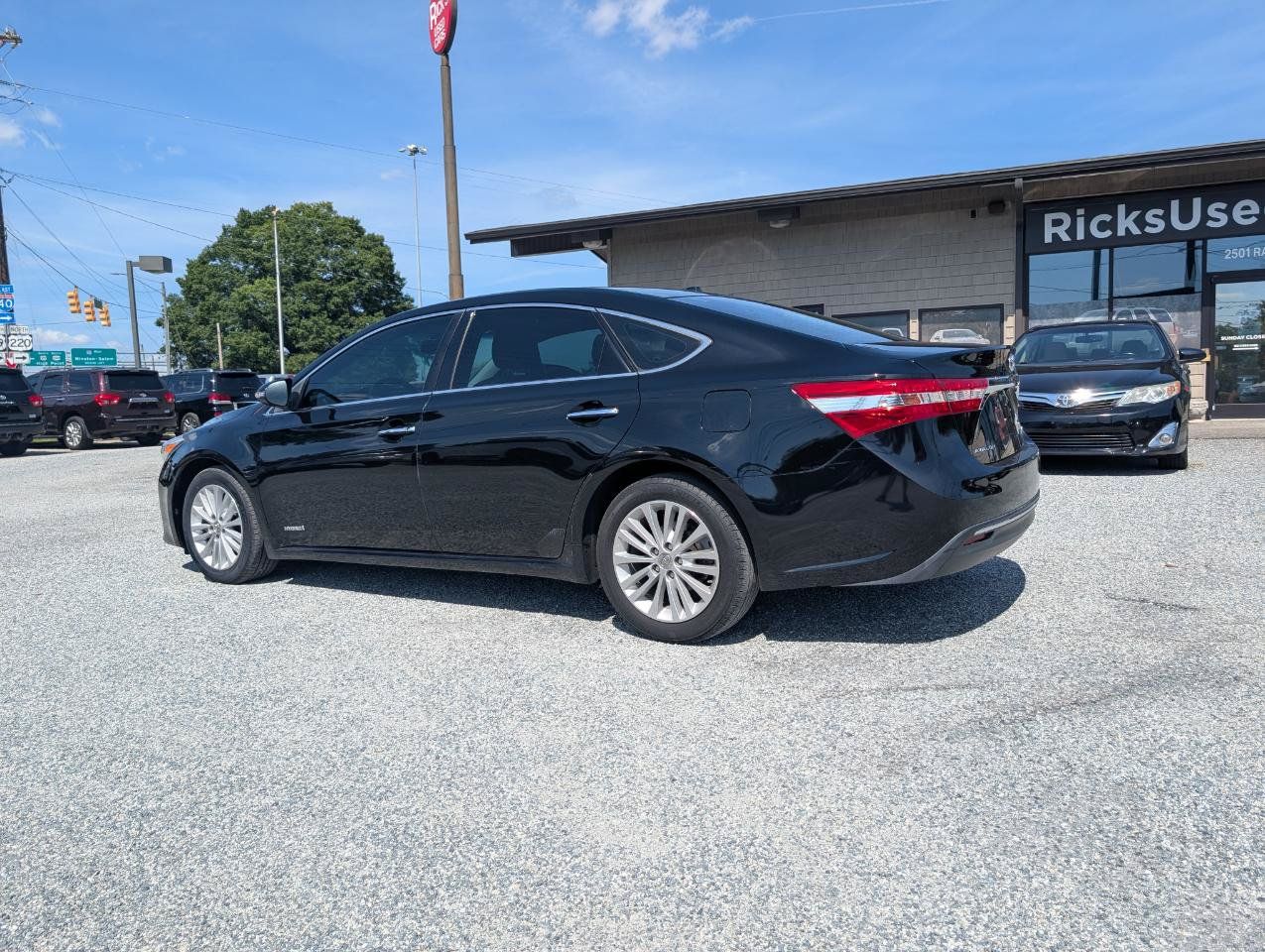 Used 2014 Toyota Avalon XLE Touring FWD image 9