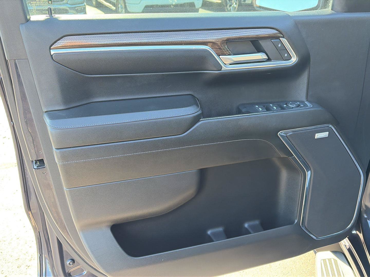 Used 2024 Chevrolet Silverado 1500 RST w/ Convenience Package II AWD/4WD image 9