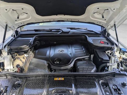 Used 2021 Mercedes-Benz GLE 450 4MATIC image 25