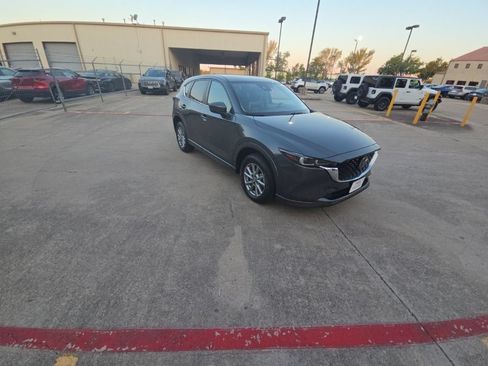 Used 2025 MAZDA CX-5 AWD 2.5 S w/ Select Package image 6