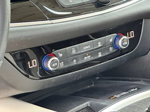 Used 2023 Buick Enclave Avenir w/ Avenir Technology Package FWD image 18