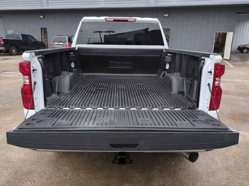Used 2025 Chevrolet Silverado 2500 LT w/ Convenience Package image 13