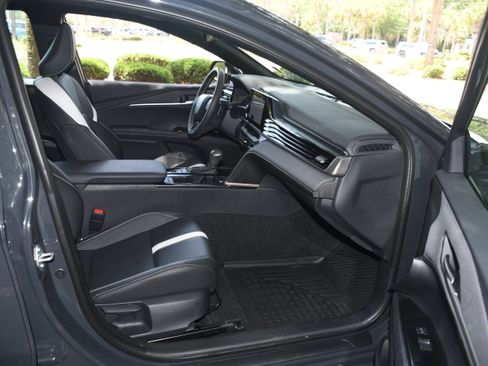 Used 2026 Toyota Camry SE FWD image 19