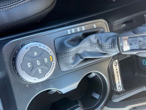 New 2025 Ford Bronco Badlands w/ Sasquatch Package image 28