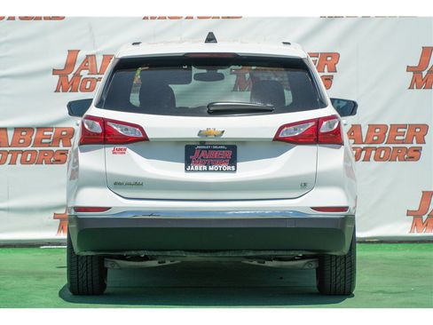 Used 2019 Chevrolet Equinox LT FWD image 12