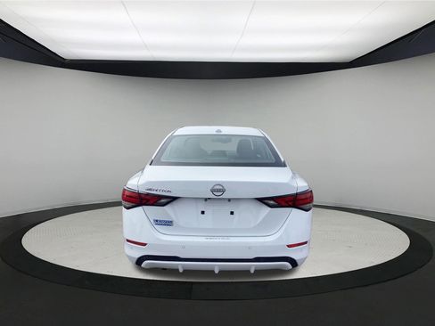 Used 2025 Nissan Sentra SV image 7