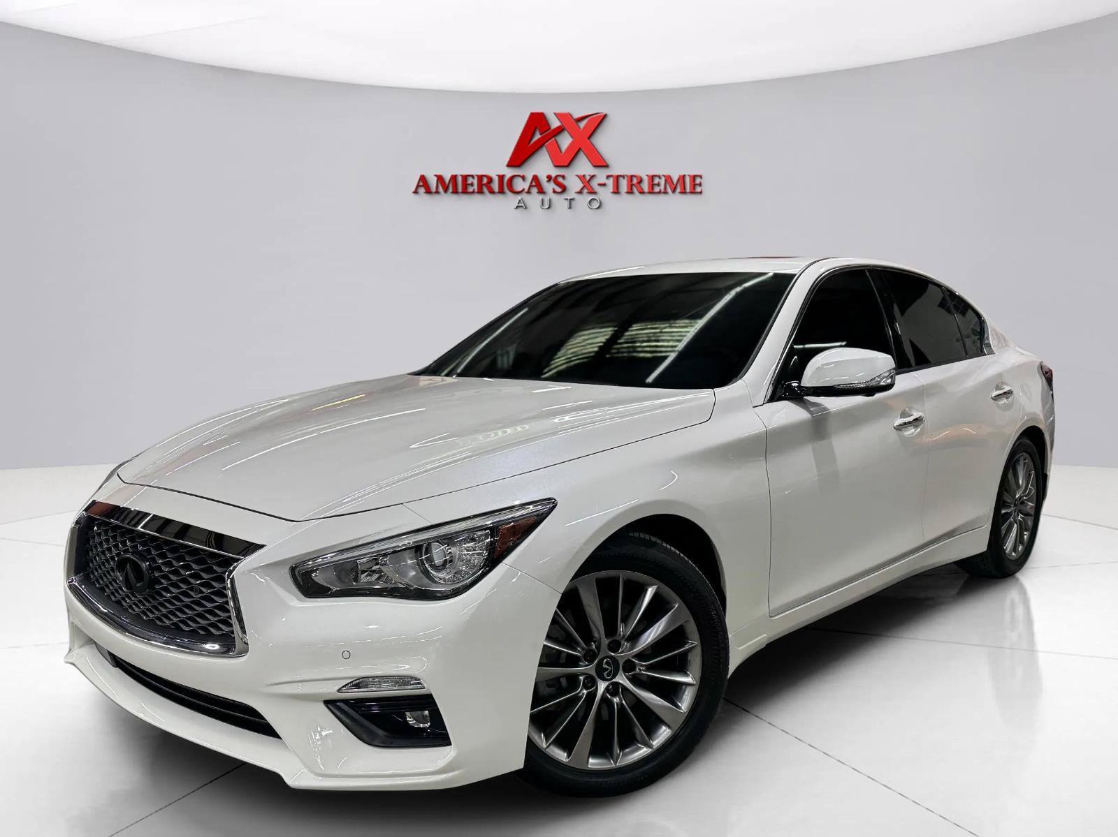 Used 2024 INFINITI Q50 Luxe w/ Cargo Package RWD image 2