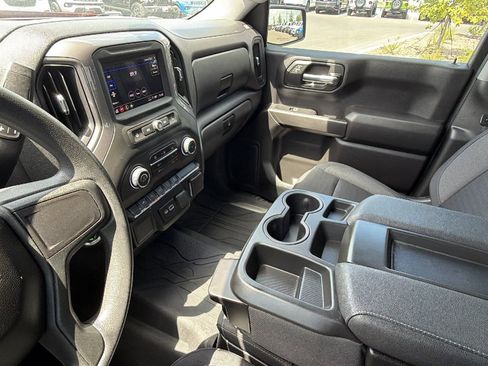 Used 2023 Chevrolet Silverado 1500 Custom AWD/4WD image 27