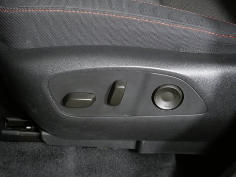 Used 2024 Chevrolet Traverse Z71 AWD/4WD image 21