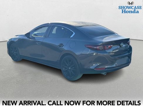 Used 2019 MAZDA MAZDA3 Sedan image 4